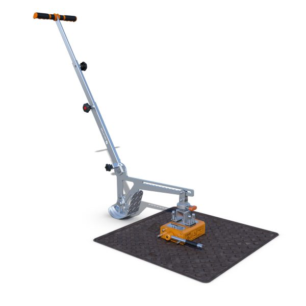 Compact trolley for mechanical or magnetic lifting